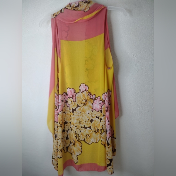 Women's floral vest top - Picture 2 of 4